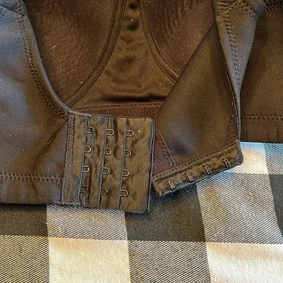 Vanity Fair bra size 40D black - Picture 2 of 4